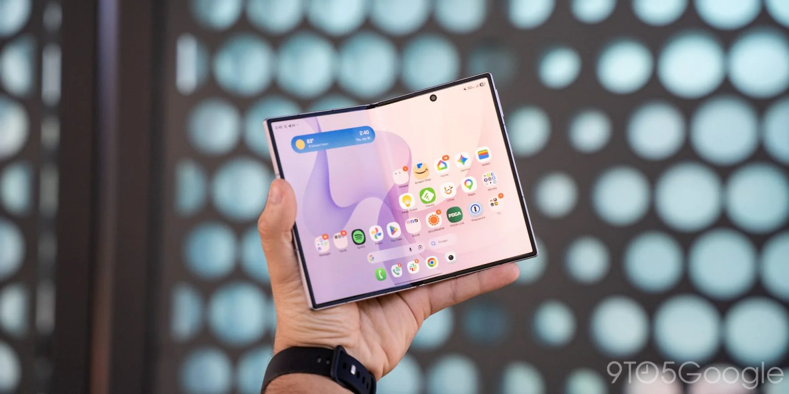Новая серия Galaxy Z установила рекорд по предзаказам среди устройств Samsung