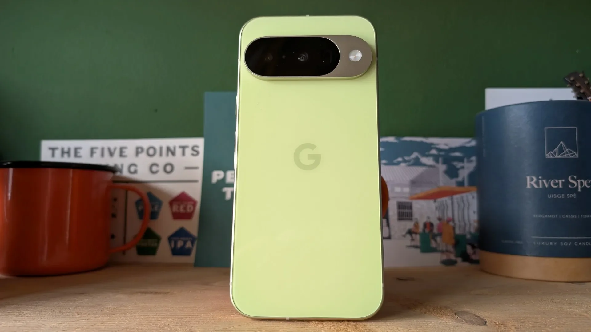 цветовые варианты Google Pixel 11 Fuchsia Light Sterling Moss Midnight Haze