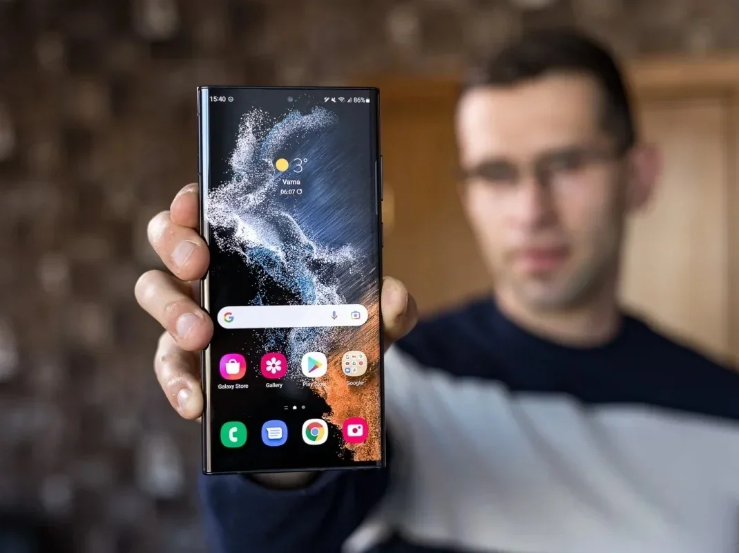 Смартфон Samsung Galaxy S27 Ultra