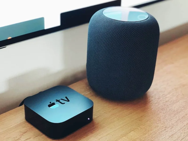 приставка Apple TV 4K и колонка HomePod mini