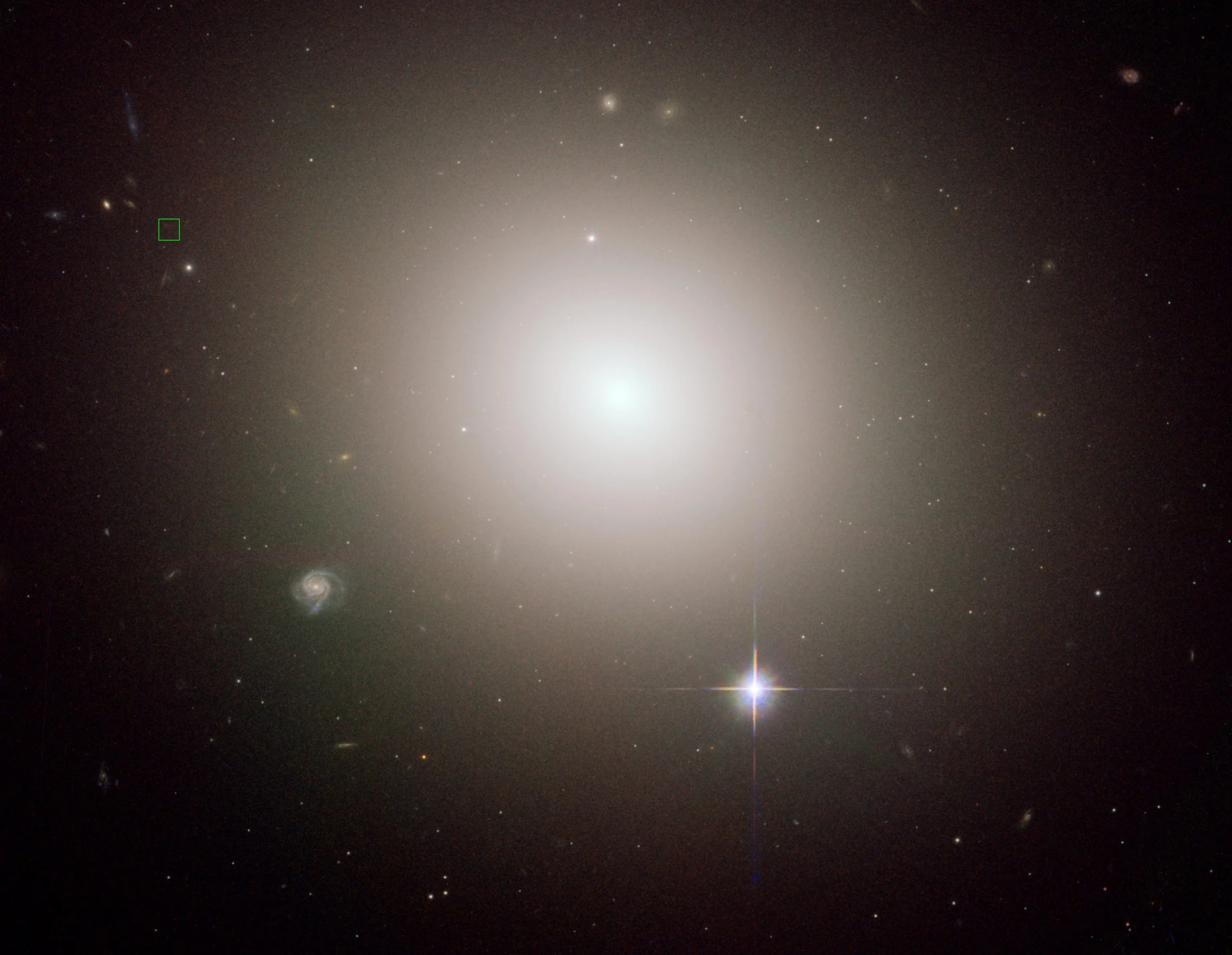 Галактика IC 1101 в скоплении Abell 2029