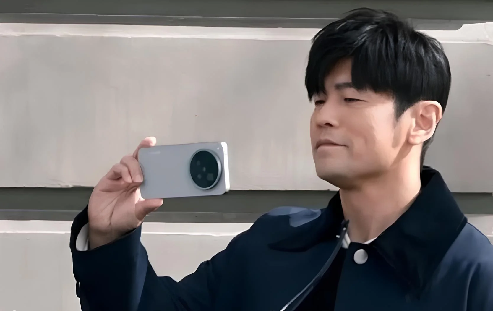 Джея Чоу с vivo X500 на съемках рекламы