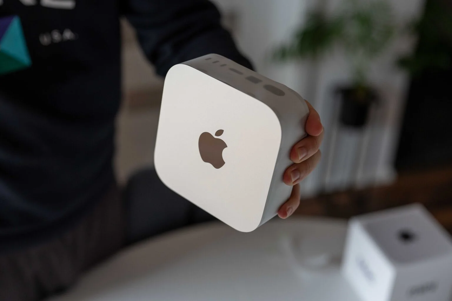 Mac mini нового поколения на презентации Apple