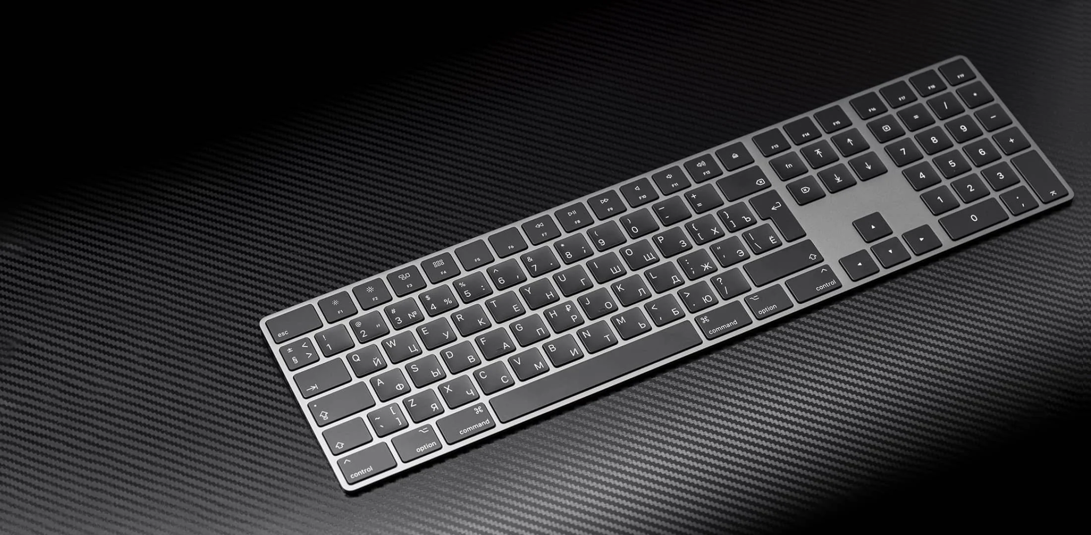 клавиатура Apple Magic Keyboard с иконками на клавишах
