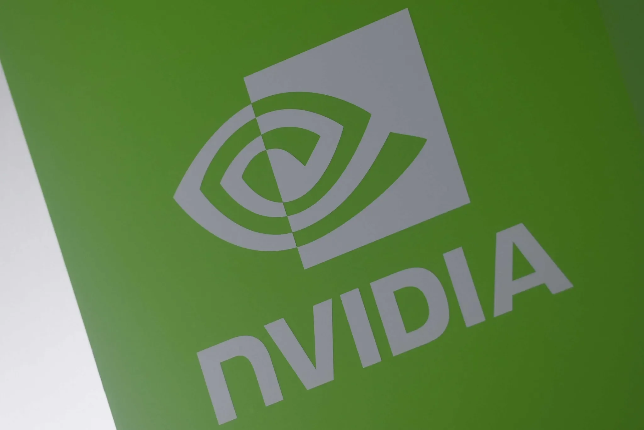 логотип платформы NVIDIA RTX Spark