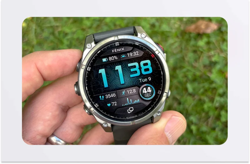 AMOLED-дисплей Garmin Fenix 9 Pro яркостью 3000 нит