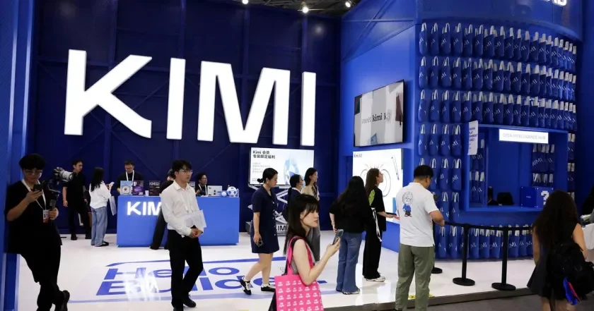 логотип Moonshot AI и модель Kimi K3