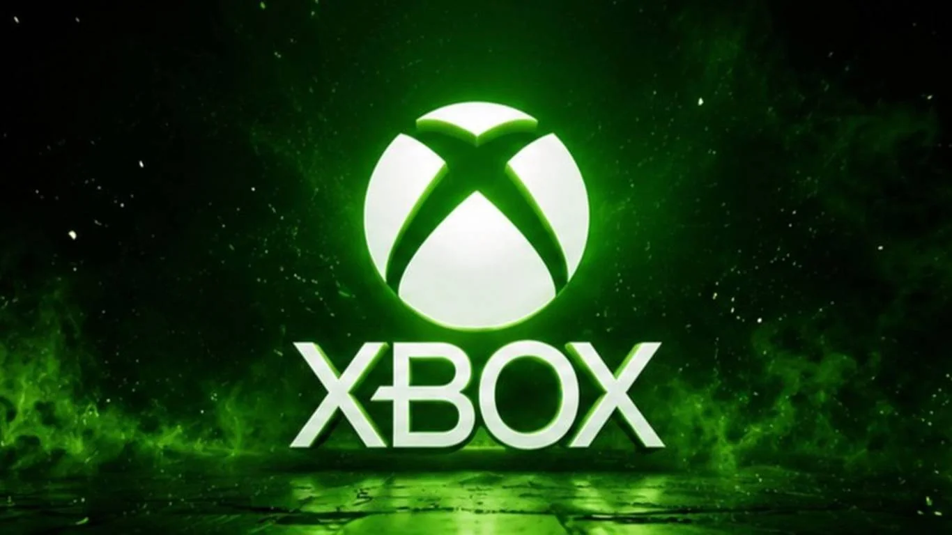 логотип программы Xbox Disc-to-Digital на фоне консоли Xbox Series X