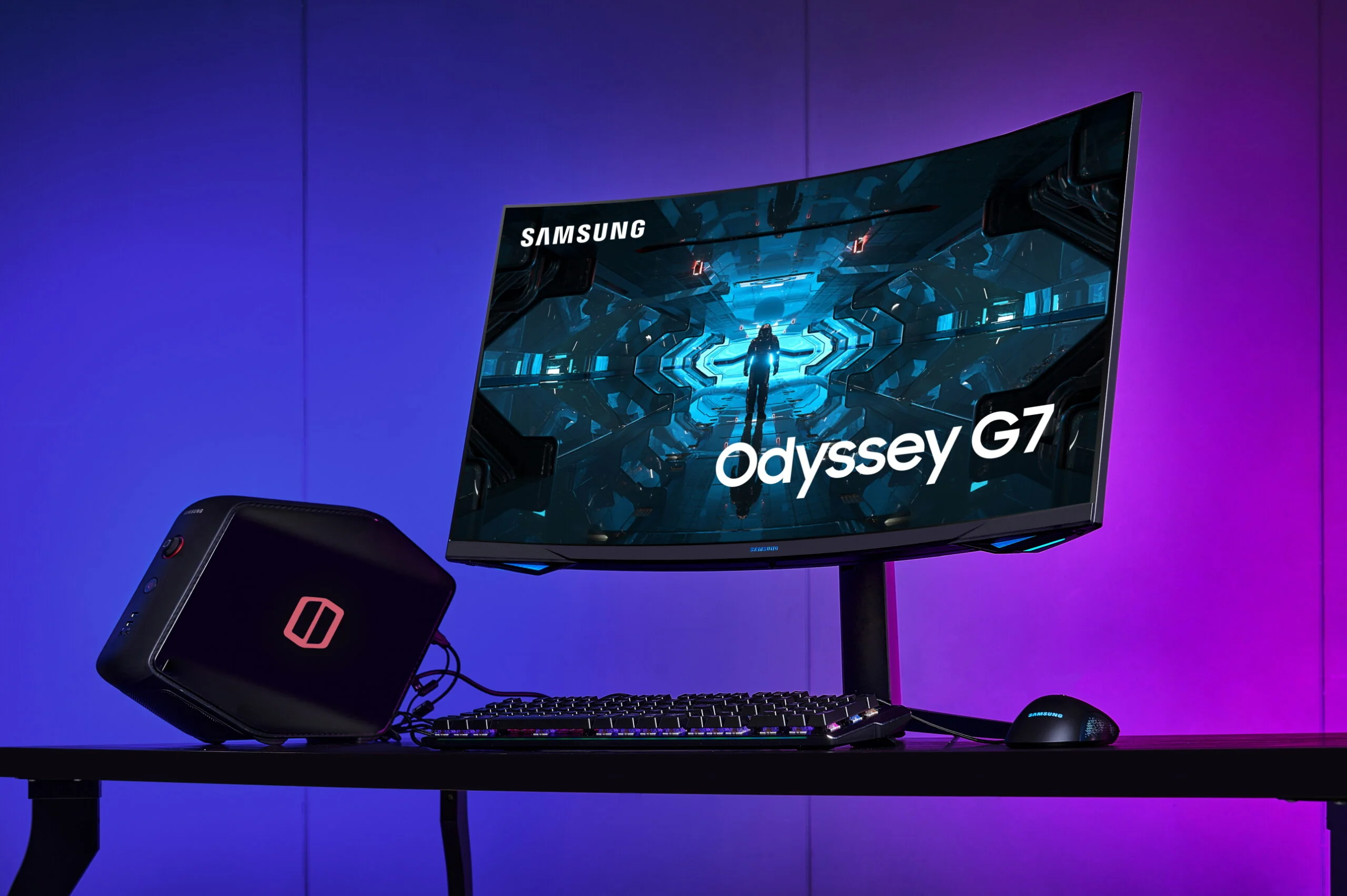 изогнутый монитор Samsung Odyssey OLED G7 42 дюйма 1000R