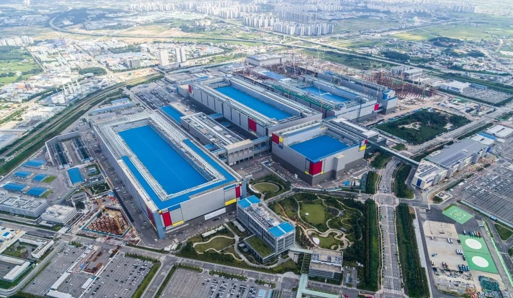 завод Samsung Electronics по производству чипов памяти