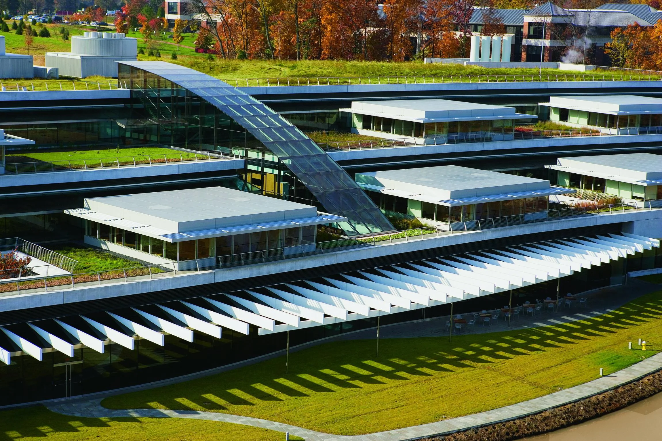 лаборатория Janelia Research Campus с роботами под управлением MHS